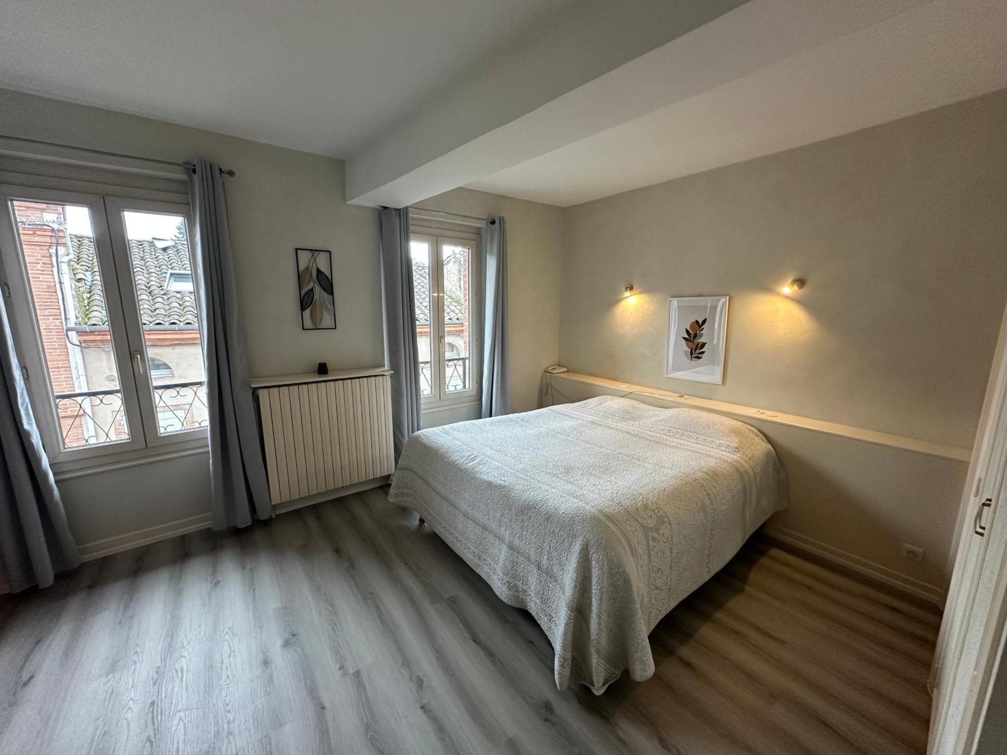 Hotel Chiffre Albi Kültér fotó