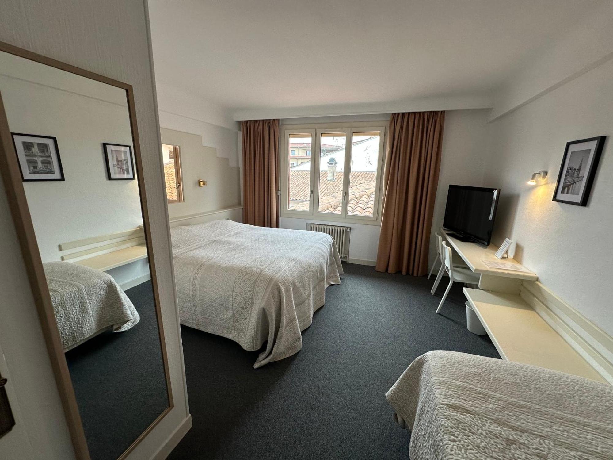 Hotel Chiffre Albi Kültér fotó