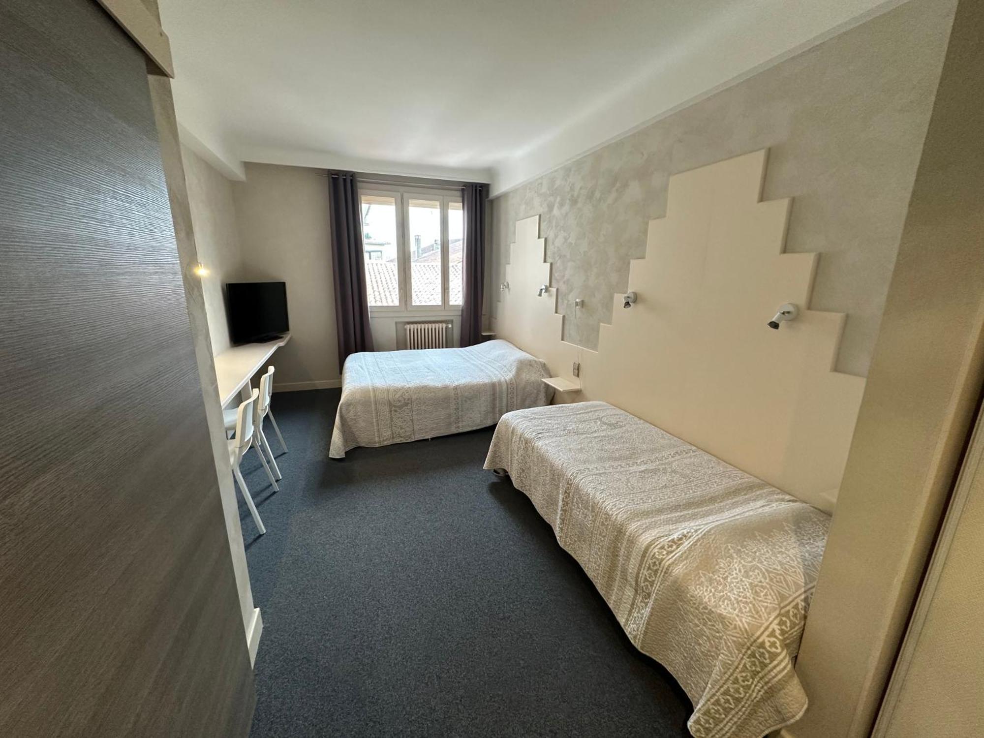 Hotel Chiffre Albi Szoba fotó