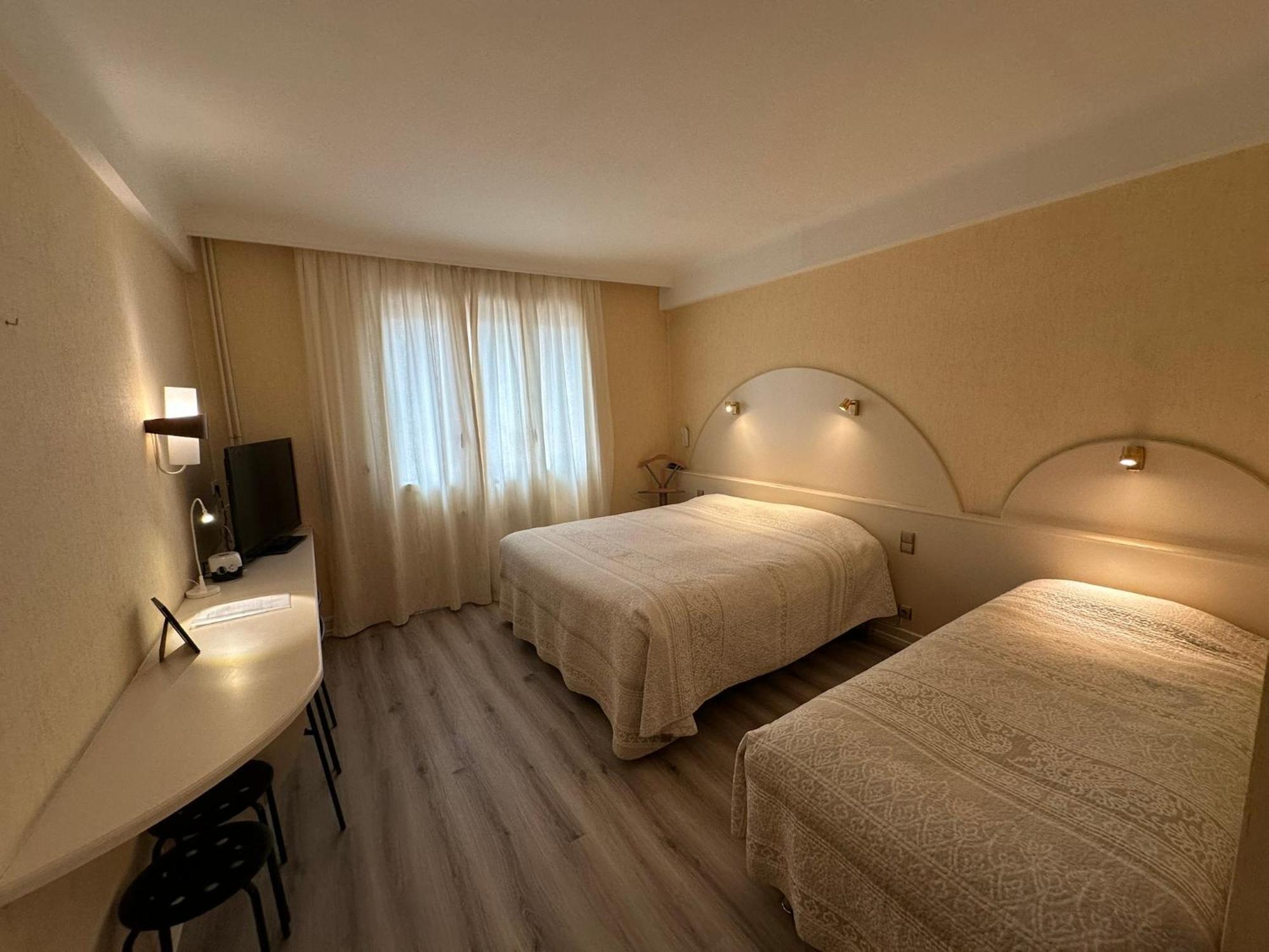 Hotel Chiffre Albi Szoba fotó